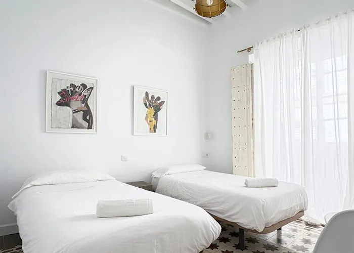 Casa Trajano Grupo Ac Gestion * カディス